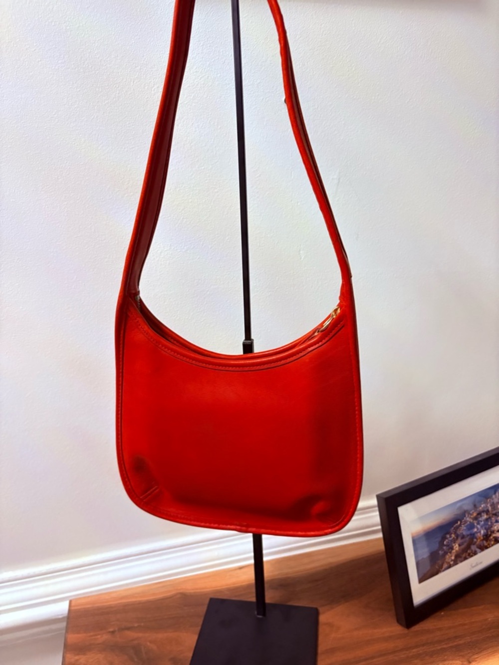 Vintage Coach Ergo 9020 in Excellent Condition Bright Red